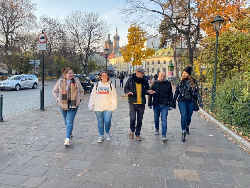 Krakow: Old Town Highlights Walking Tour - The Old Town and its medieval defenses