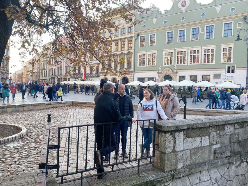 Krakow: Old Town Highlights Walking Tour - Starting at Wawel Hill and the Royal Route