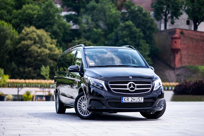 Krakow: Private Airport Transfer - Return transfers require extra attention