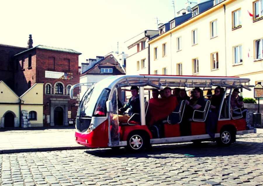 Krakow: Private Panoramic Tour by Golf Cart with Audio Guide - Who will get the most from this tour