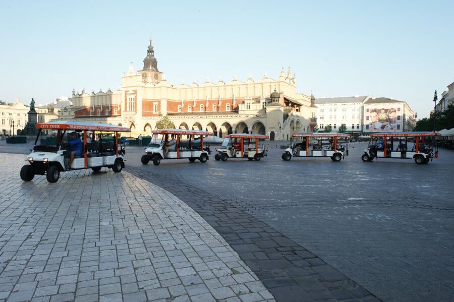 Krakow: Private Sightseeing by Electric Car - Seeing Krakow without a long walk