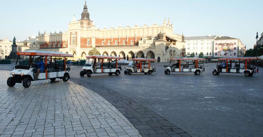 Krakow: Private Sightseeing by Electric Car - The former Jewish Quarter and its narrow streets