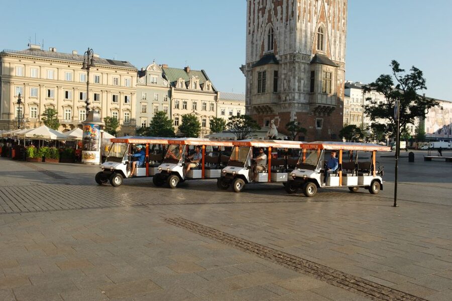 Krakow: Private Sightseeing by Electric Car - What the electric car changes