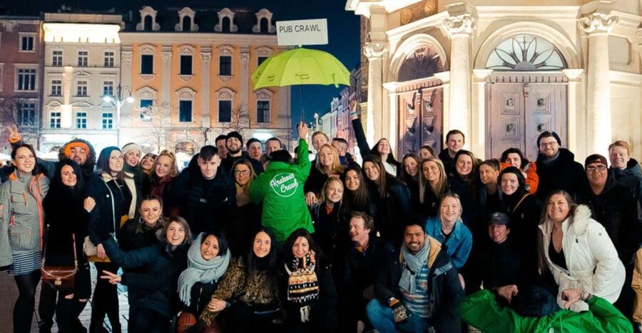 Krakow: Pub, Bar & Club Crawl - A Krakow night that starts before the clubs