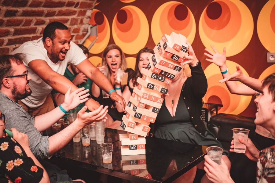 Krakow: Pub Crawl with 1 Hour of Unlimited Alcoholic Drinks - Key points at a glance