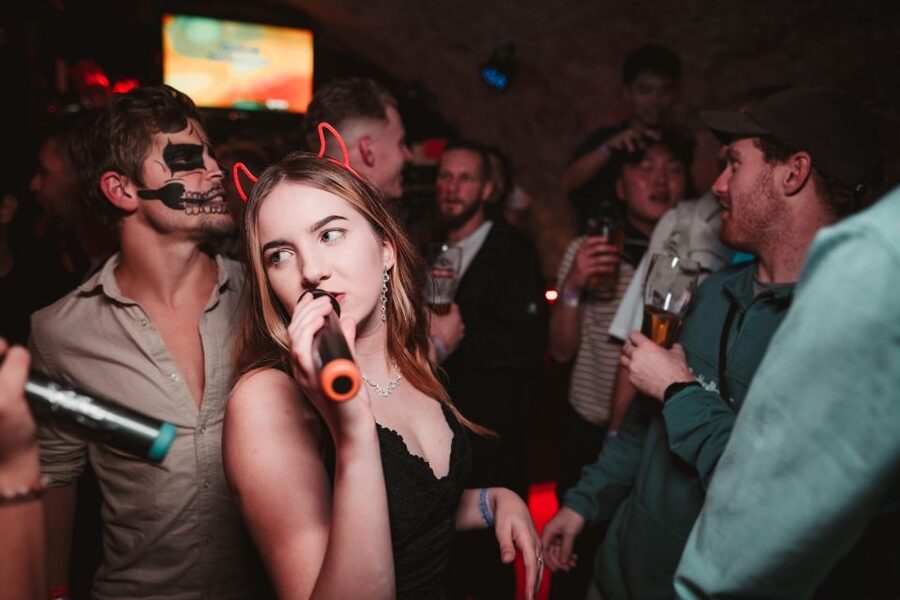 Krakow: Pub Crawl with 1 Hour of Unlimited Alcoholic Drinks - Should you book this pub crawl?