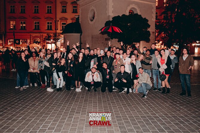 Krakow Pub Crawl with Free Alcohol & Karoake +4 Clubs/Bars - A photographer lets you put the phone away