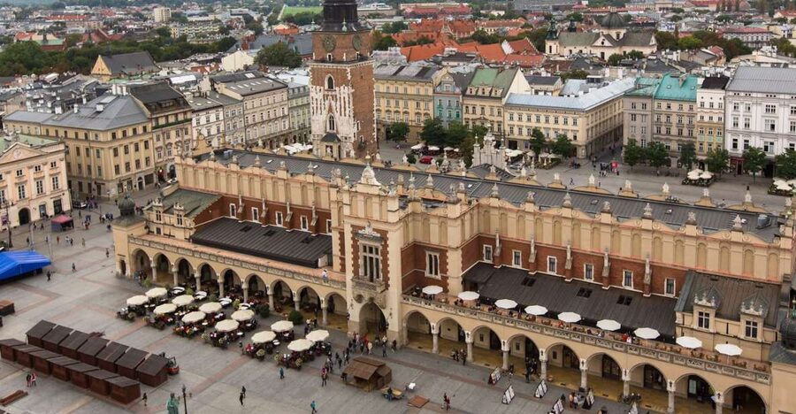 Krakow: Rynek Underground Museum Guided Tour - Why a guide matters here