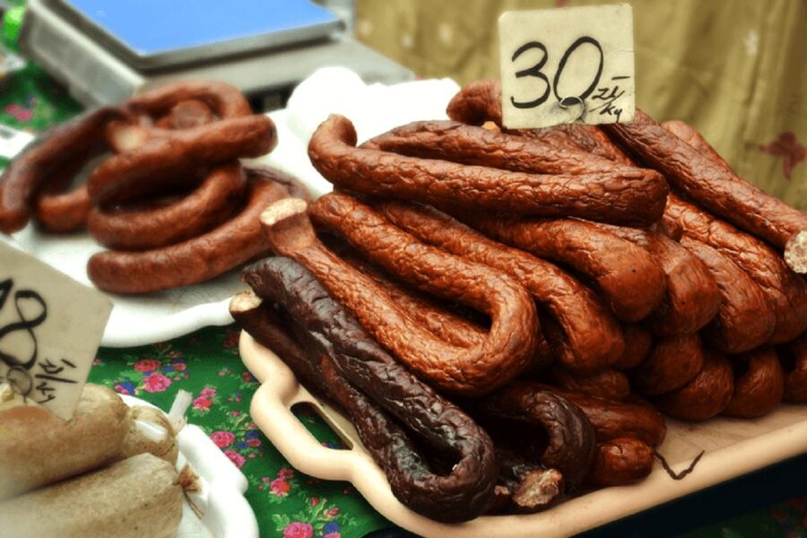 Krakow's Local Flavor: Craft Beer and Street Food with Guide - Starting beneath Saint Mary’s Church
