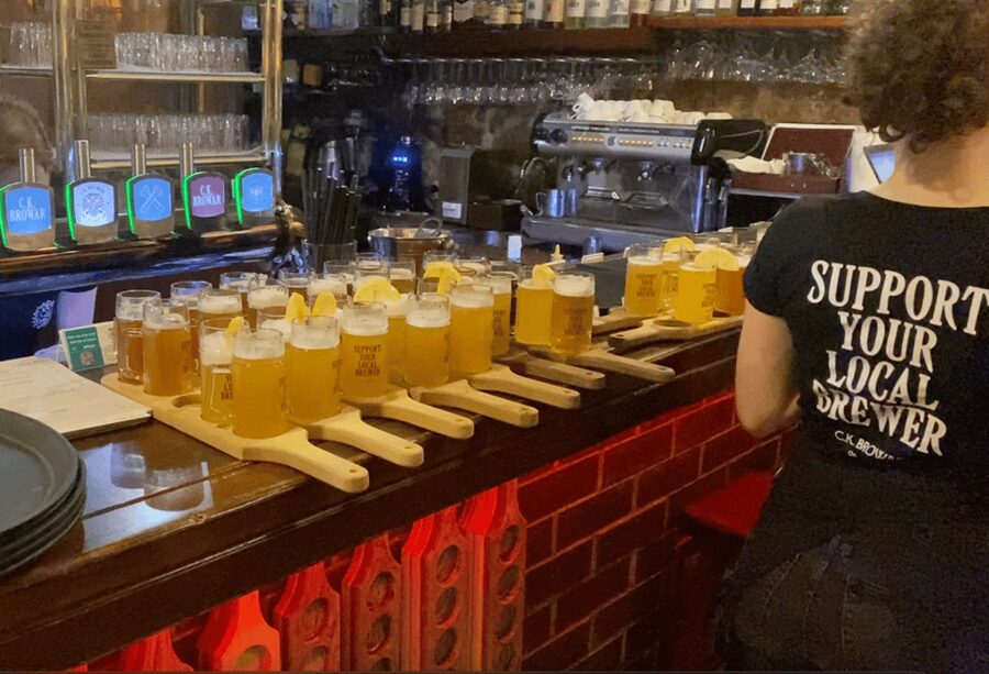 Krakow's Local Flavor: Craft Beer and Street Food with Guide - Obwarzanek, Kraków’s ring-shaped welcome