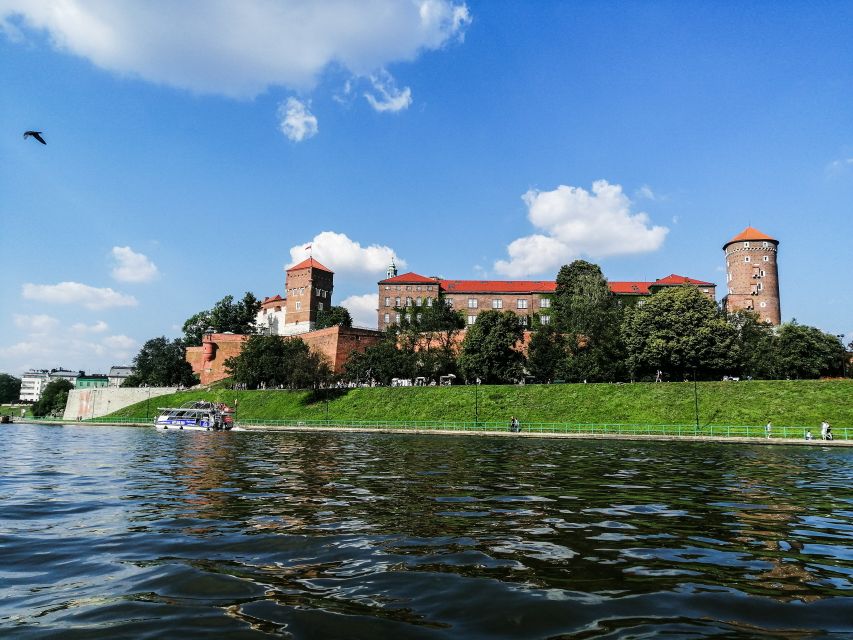 Krakow: Scenic River Cruise - A quiet hour along Krakow’s Vistula River