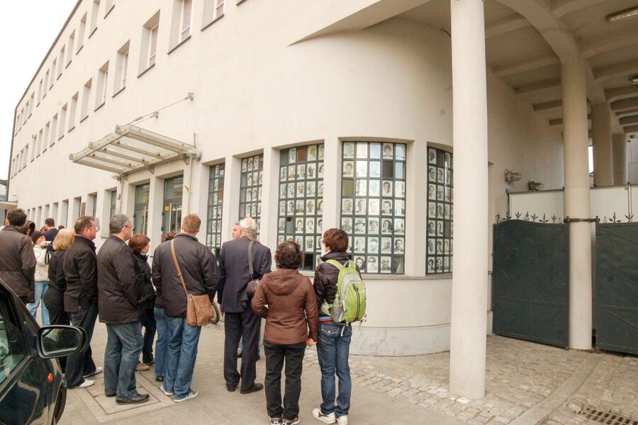 Krakow: Schindler's Factory Guided Tour with Entry Ticket - Who will get the most from this tour?