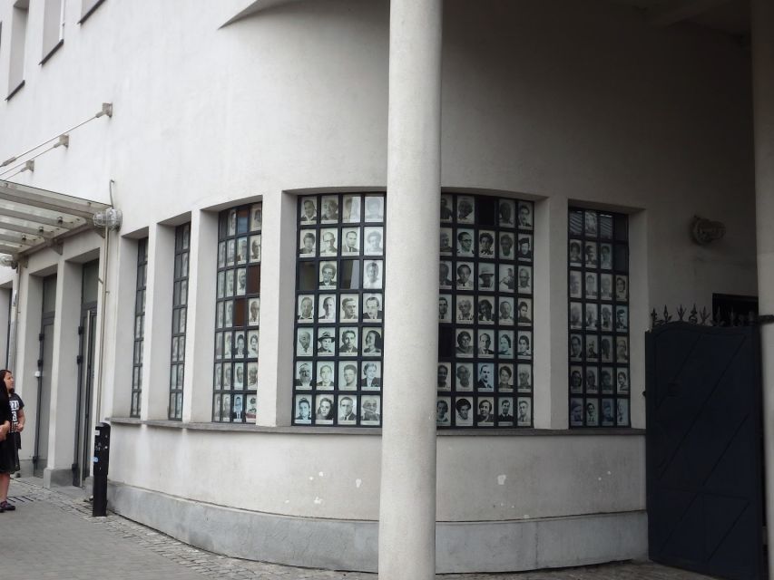 Krakow: Schindler's Factory Museum Guided Tour - Why the headsets help, and where they fall short