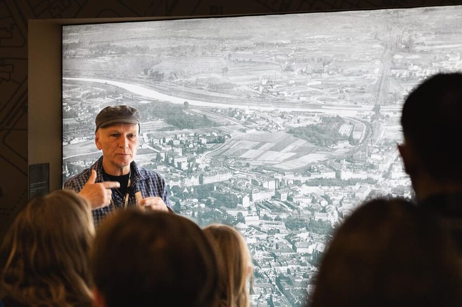 Krakow: Schindler's Factory Ticket with Guided Tour Option - Should you book the guided option?