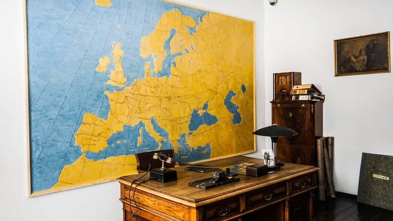 Krakow: Schindler's Factory Tour and Entrance Ticket - Meeting your guide at Lipowa 4