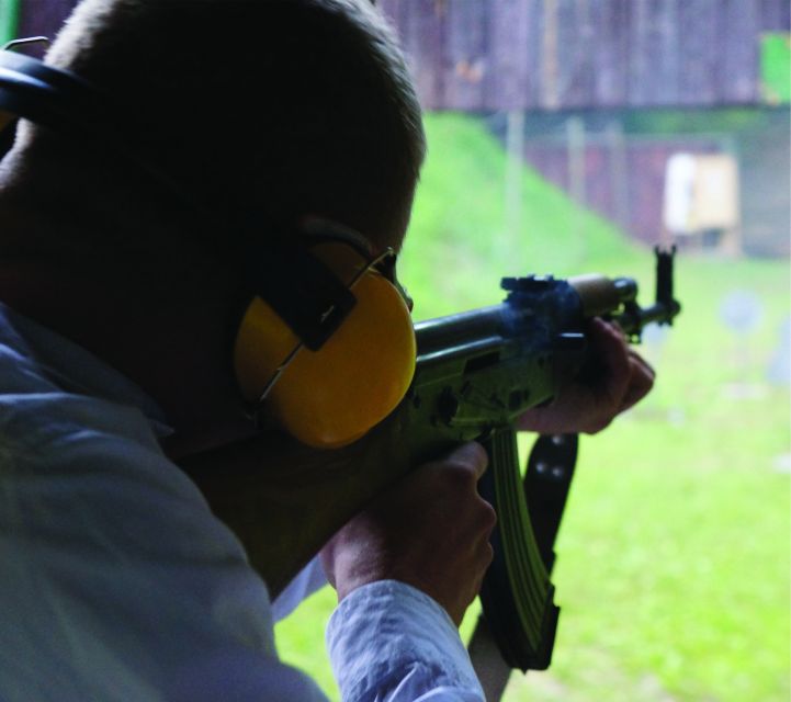 Kraków: Shooting Range Experience - Getting a safe start with real weapons