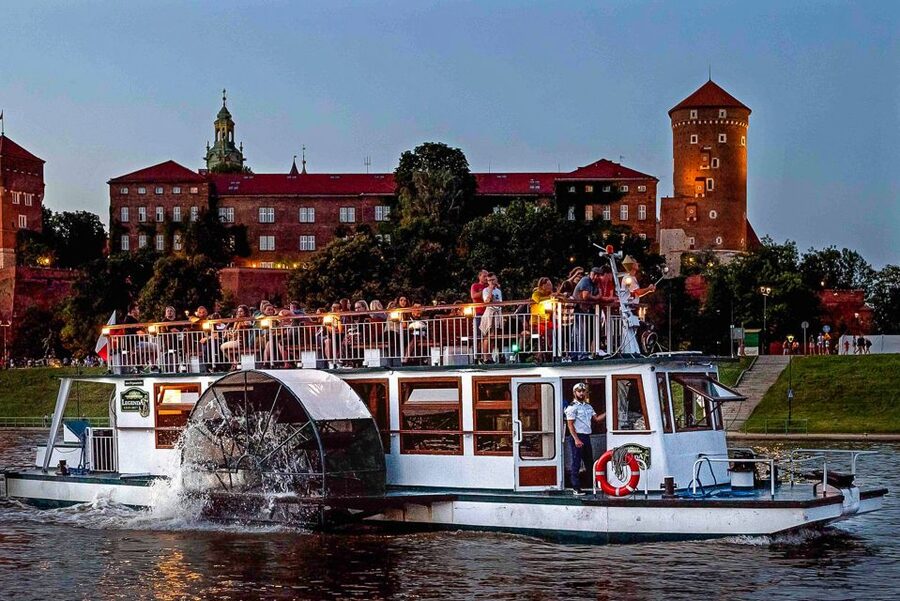 Krakow: Sightseeing Cruise by Vistula River - Why the Vistula gives Krakow a fresh viewpoint