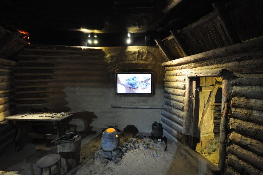 Krakow: Skip the Line Underground Museum and Old Town - Why a private guide can be worth the extra cost