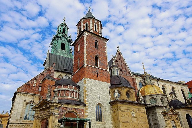 Krakow Skip The Line Wawel Castle and Cathedral Private Tour - How the private format changes the experience