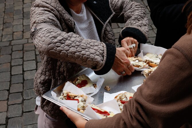 Krakow: Street Food Walking Tour - Obwarzanek, Krakows ring-shaped classic