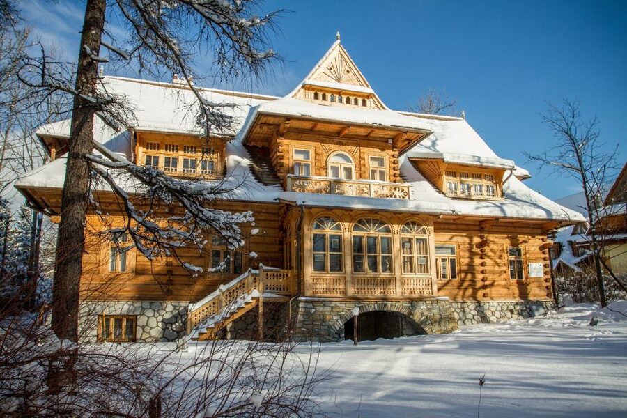 Krakow: Tatra Mountains and Zakopane Full-Day Private Tour - Villa Atma and Zakopane’s wooden style