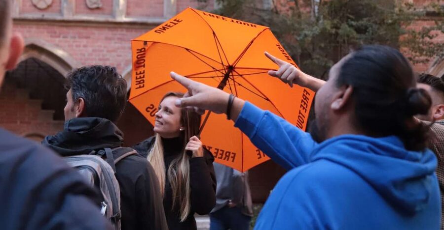 Krakow: The Old Town Walking Tour - What the $19 price really gives you
