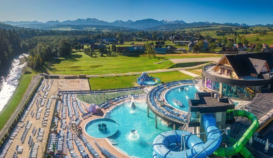 Krakow: Trip to Chocholow Thermal Baths in Tatra Mountains - The Healing Zone and sauna areas
