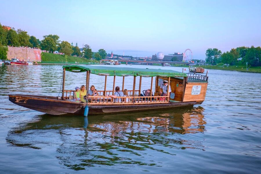 Krakow: Vistula River Sightseeing Cruise ️ - How much does the audio guide add?