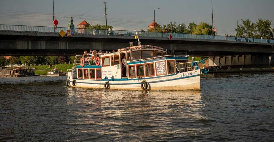 Krakow: Vistula River Sightseeing Cruise ️ - Boats, weather, and comfort