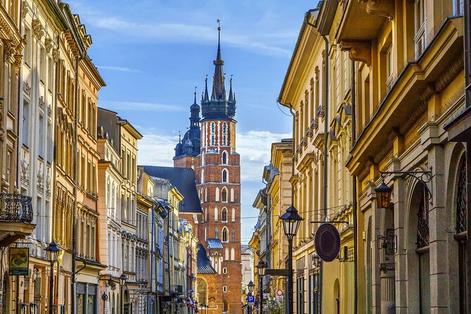 Krakow Walking Tour with Audioguide on Your Smartphone - Main Market Square, St. Mary’s, and the Town Hall Tower