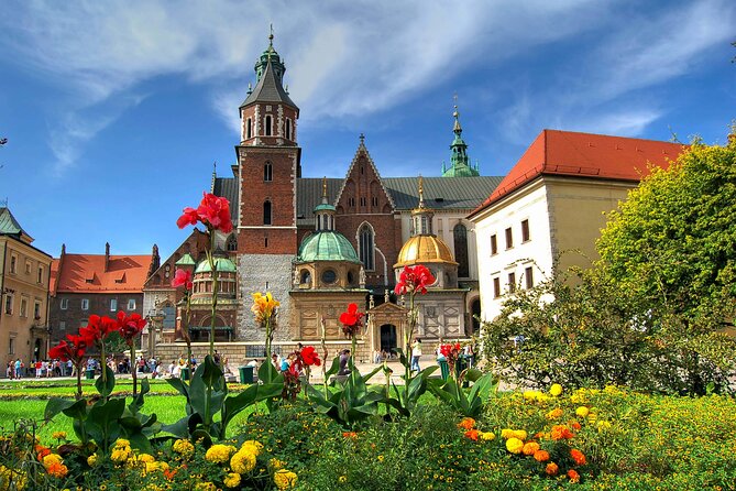 Krakow Walking Tour with Audioguide on Your Smartphone - Price, app setup, and practical value