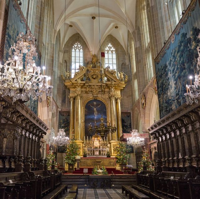Krakow: Wawel Castle Guided Tour - Wawel Castle, where Polish royalty made its home