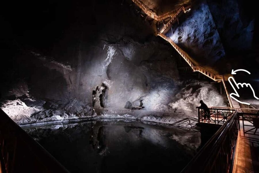 Krakow: Wieliczka Salt Mine Guided Tour with Hotel Transfer - Underground lakes and the changing mood of the mine