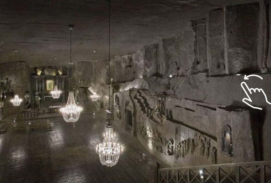 Krakow: Wieliczka Salt Mine Guided Tour with Hotel Transfer - Getting from Krakow to the mine