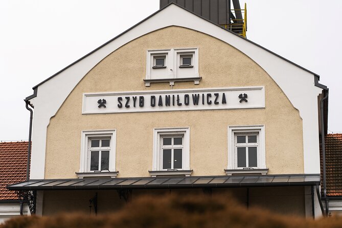 Krakow: Wieliczka Salt Mine Guided Tour with Pick-up options - What the $15.61 Price Actually Covers