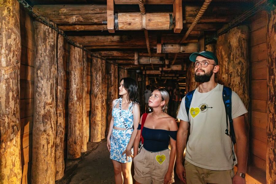 Krakow: Wieliczka Salt Mine Guided Tour with Transport - Practical tips for a smoother visit