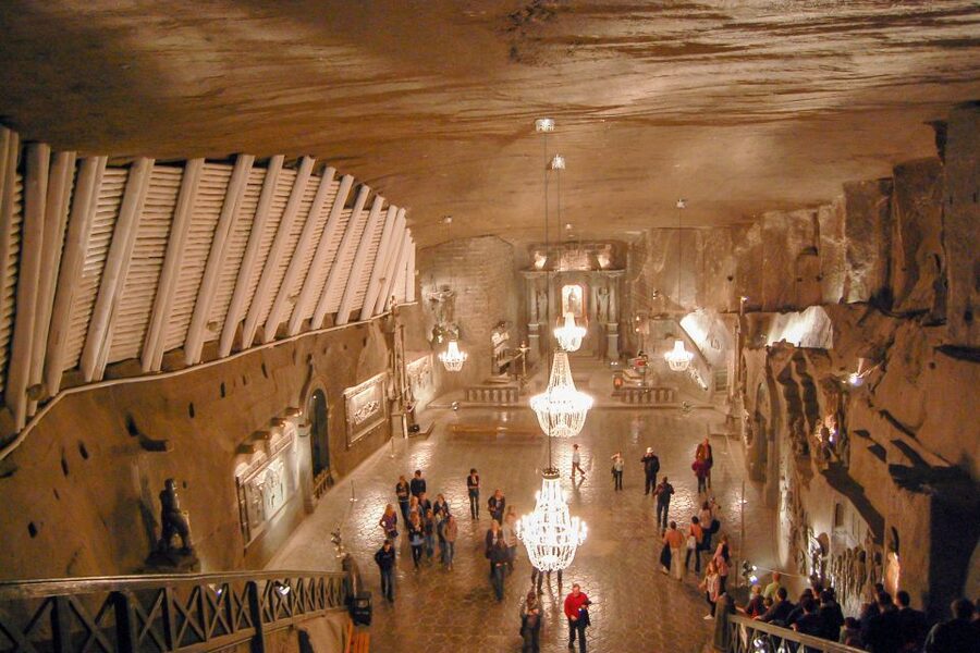 Krakow: Wieliczka Salt Mine Guided Tour - The first 800 steps underground