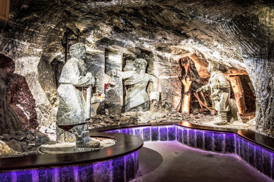 Krakow: Wieliczka Salt Mine Skip-the-Line Live Guided Tour - The Krakow transfer takes about 40 minutes