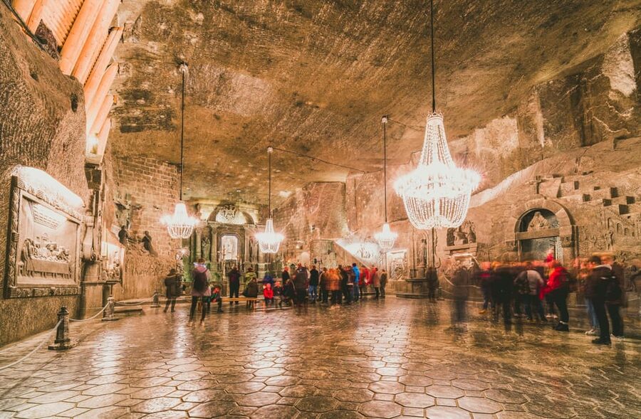 Krakow: Wieliczka Salt Mine Skip-the-Line Live Guided Tour - St. Kinga Chapel earns its fame