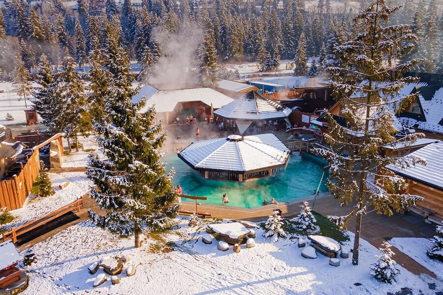 Krakow: Zakopane Cable Car, Vodka, Cheese & Hot Springs Tour - Guides, timing, and the family feel