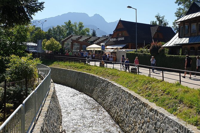 Krakow - Zakopane: Funicular, Cheese and Highland Highlights - Gubałówka Hill and the included funicular ride