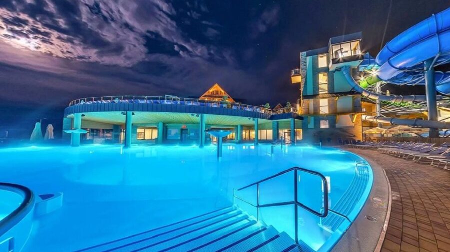 Krakow: Zakopane, Gubałówka & Thermal Baths – Full-Day Tour - Who should book this experience
