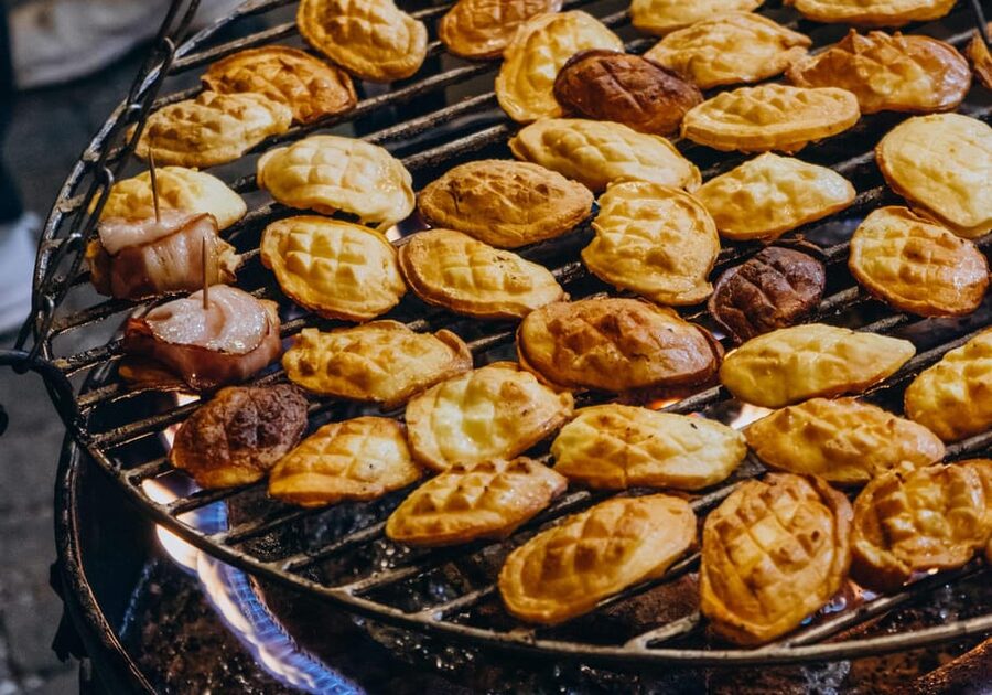 Krakow: Zakopane, Thermal Springs, Cable Car, Local Tasting - Pickup in Krakow and the long ride south