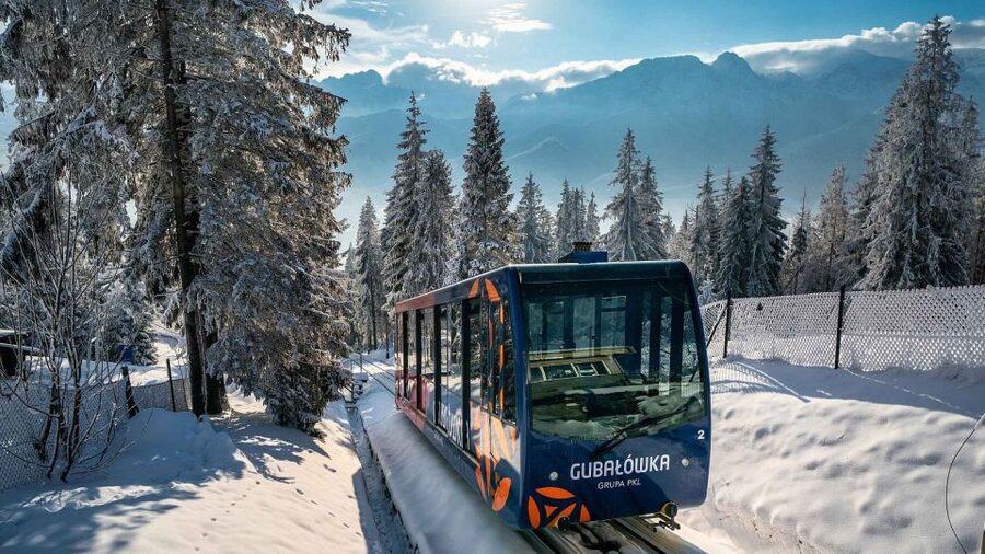 Krakow: Zakopane, Thermal Springs, Cable Car, Local Tasting - Two and a half hours at Chochołów Thermal Baths