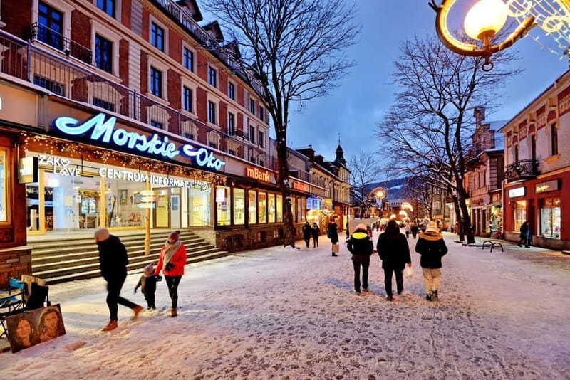 Krakow: Zakopane Trip with Thermal Pools & Hotel Pick-up - Who should book this outing?