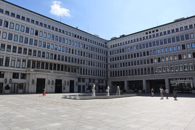 Life Behind the Iron Curtain Warsaw Walking Tour - Cedet and the puzzle of empty shops