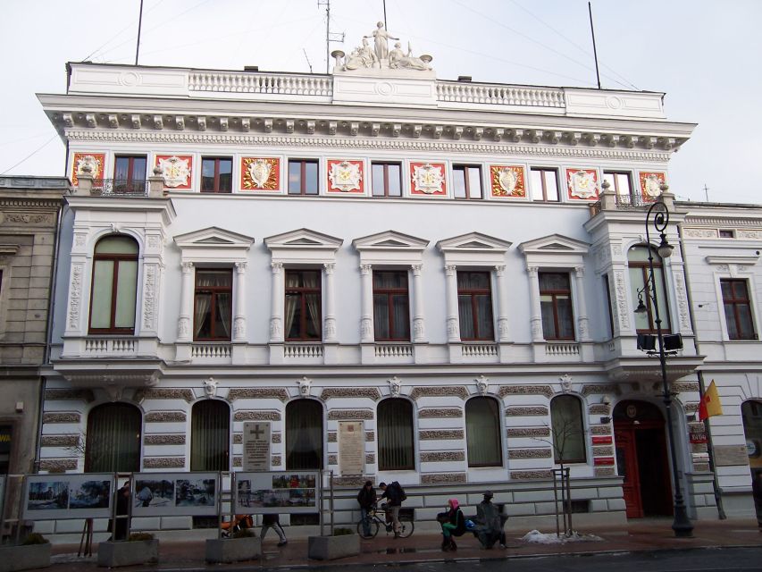 Lodz Old Town Manufaktura Highlights Private Walking Tour - Is $107 per person good value?