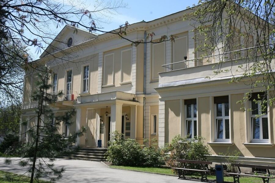 Lodz: Private City Walking Tour - Starting at EC1, a useful introduction to the new Łódź