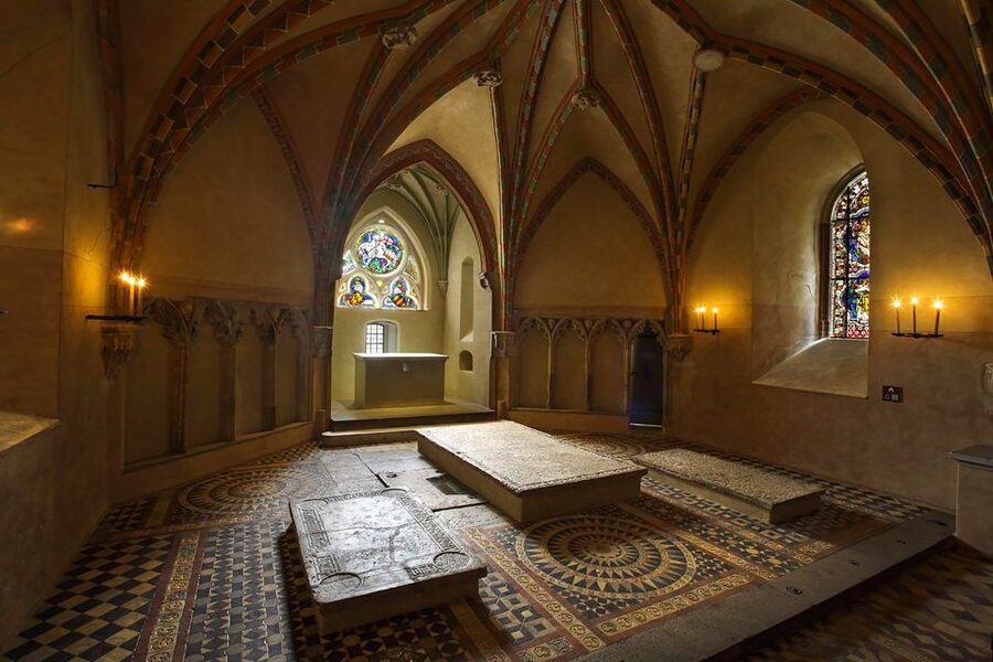 Malbork Castle Half Day Private Tour - Who should book this castle visit?