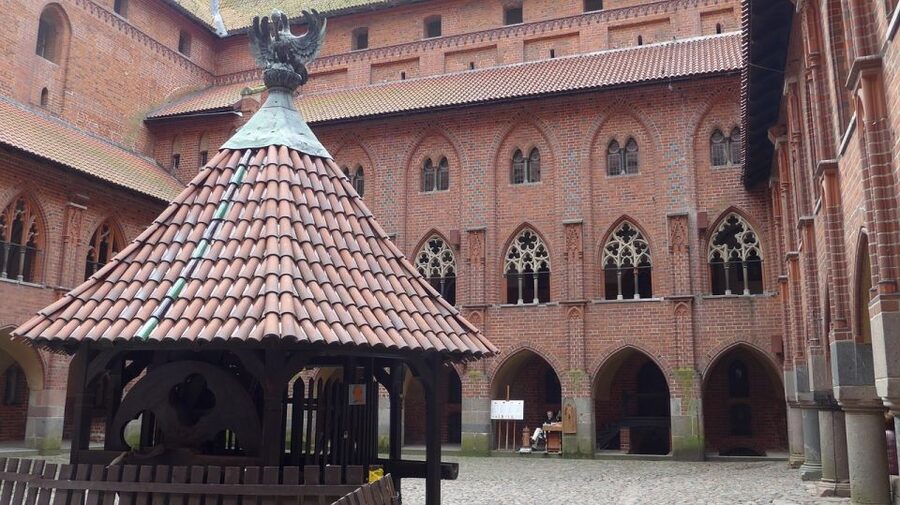 Malbork Castle Tour: 6-Hour Private Tour - Who will enjoy this Malbork Castle tour?